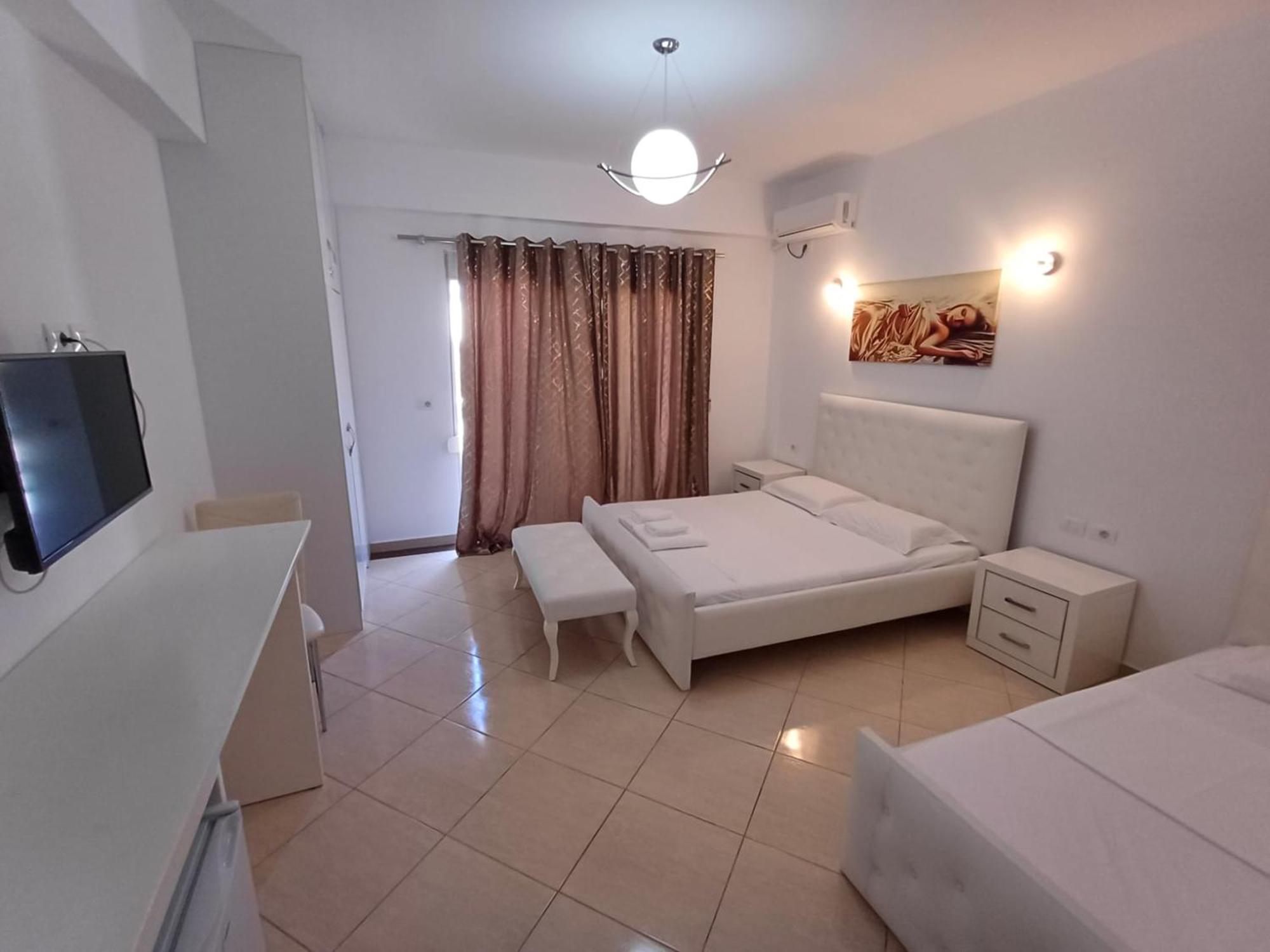 Hotel Sherifi Saranda Extérieur photo