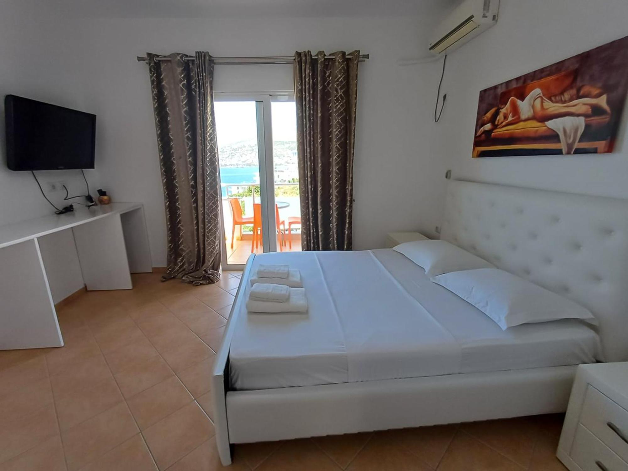Hotel Sherifi Saranda Extérieur photo