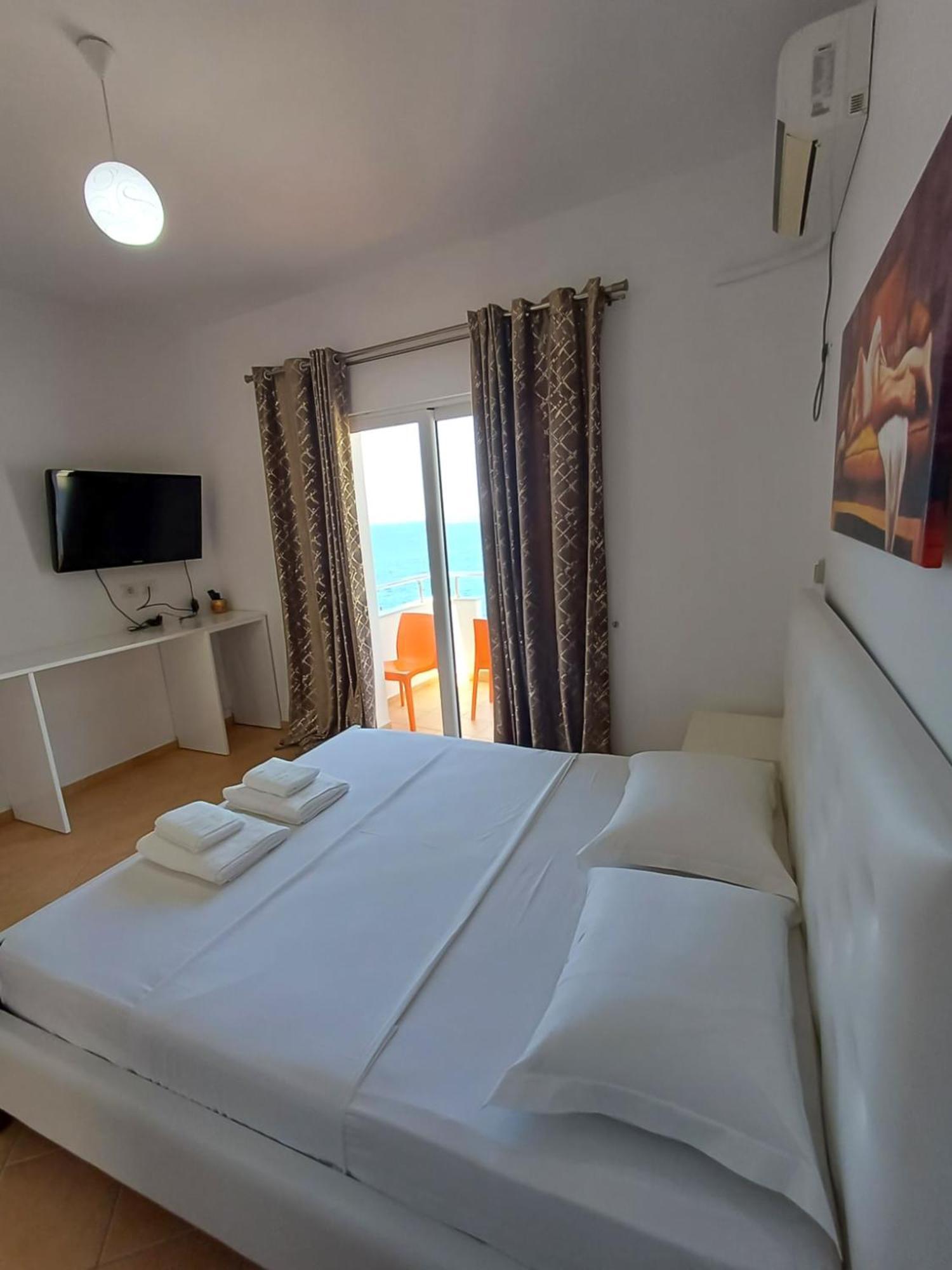 Hotel Sherifi Saranda Extérieur photo