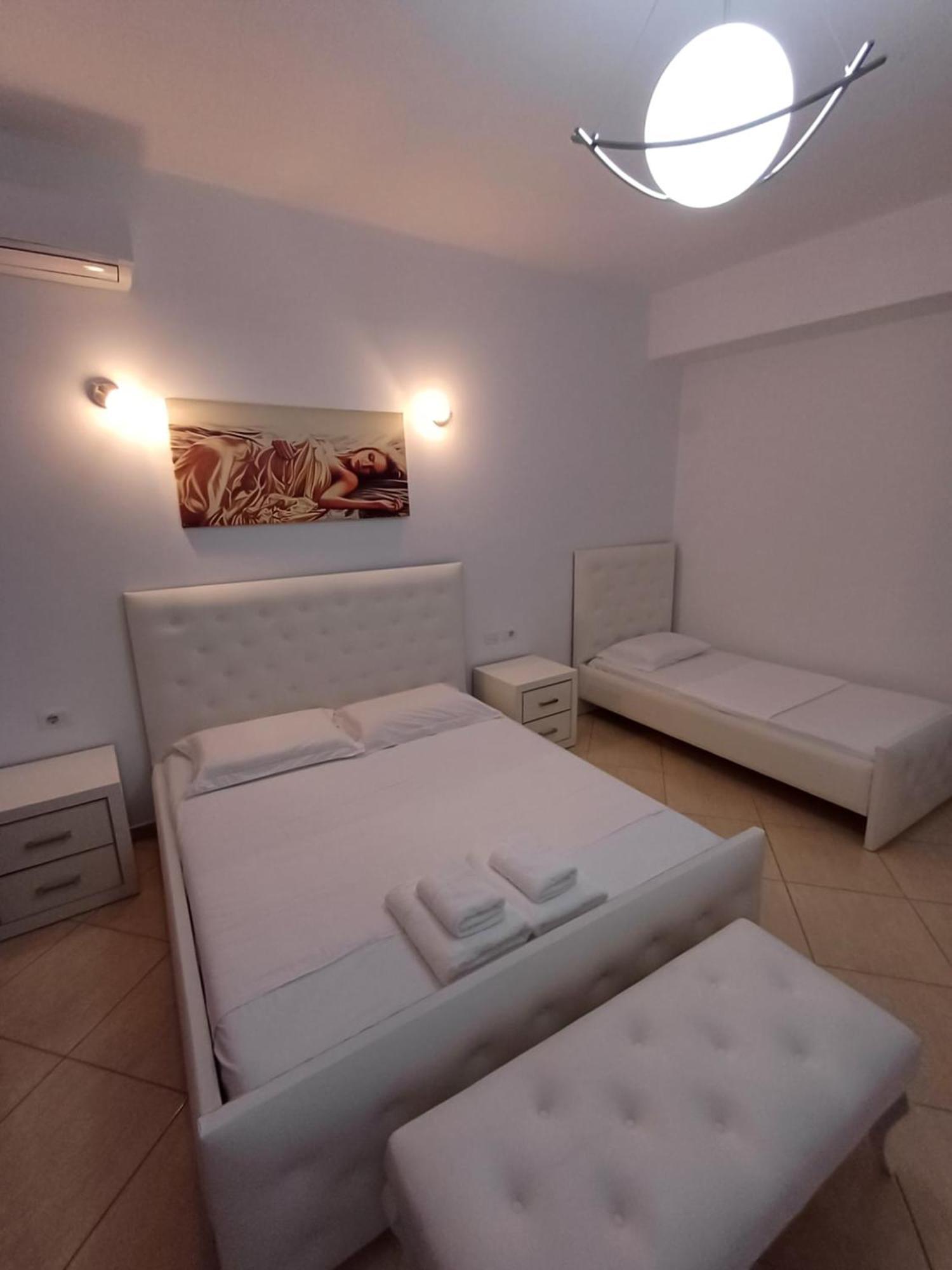 Hotel Sherifi Saranda Extérieur photo