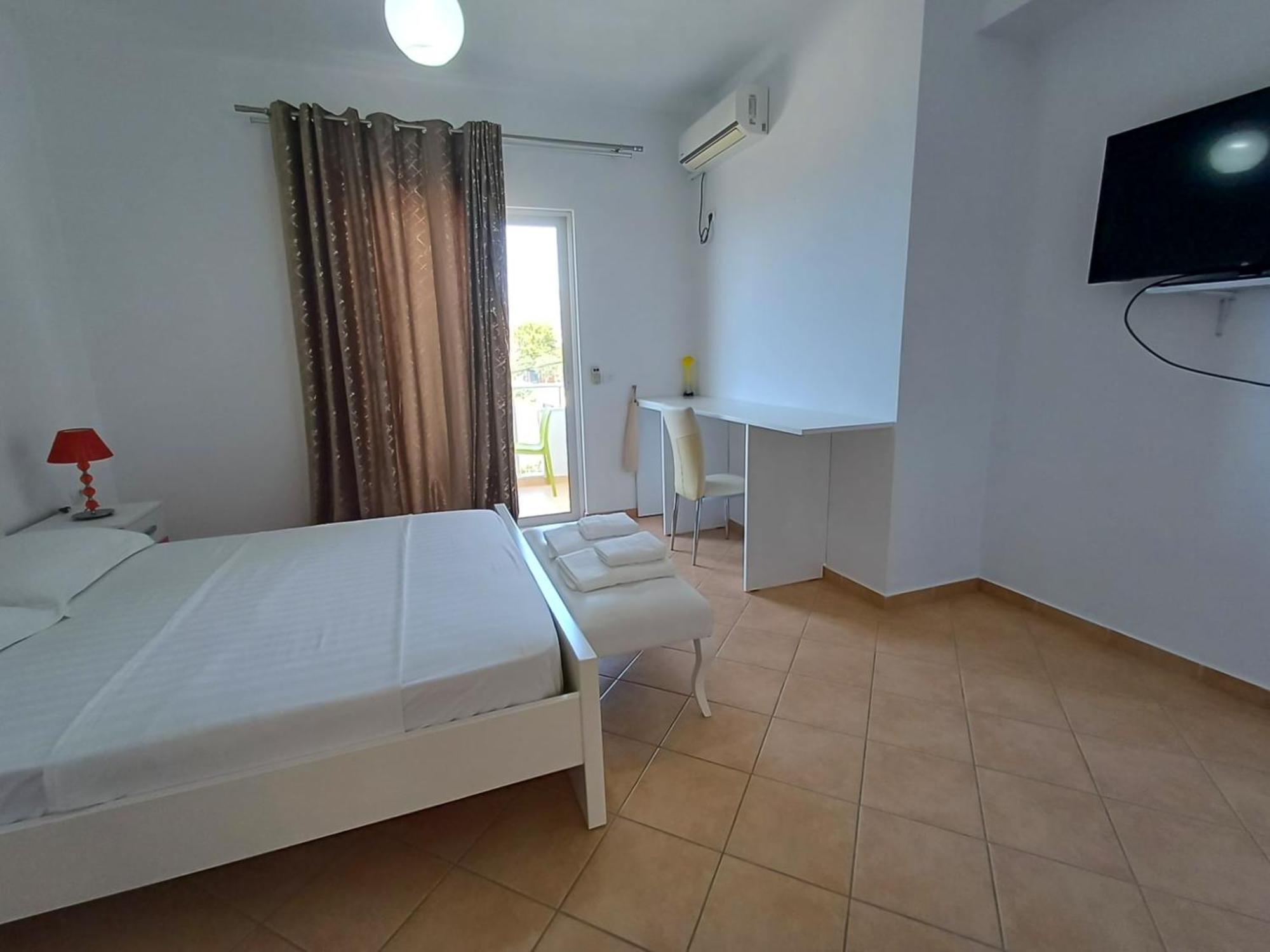 Hotel Sherifi Saranda Extérieur photo